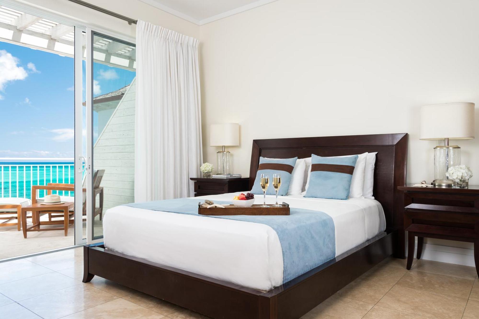 Luxury Three-Bedroom Suite Oceanfront,1278954400:JPEG